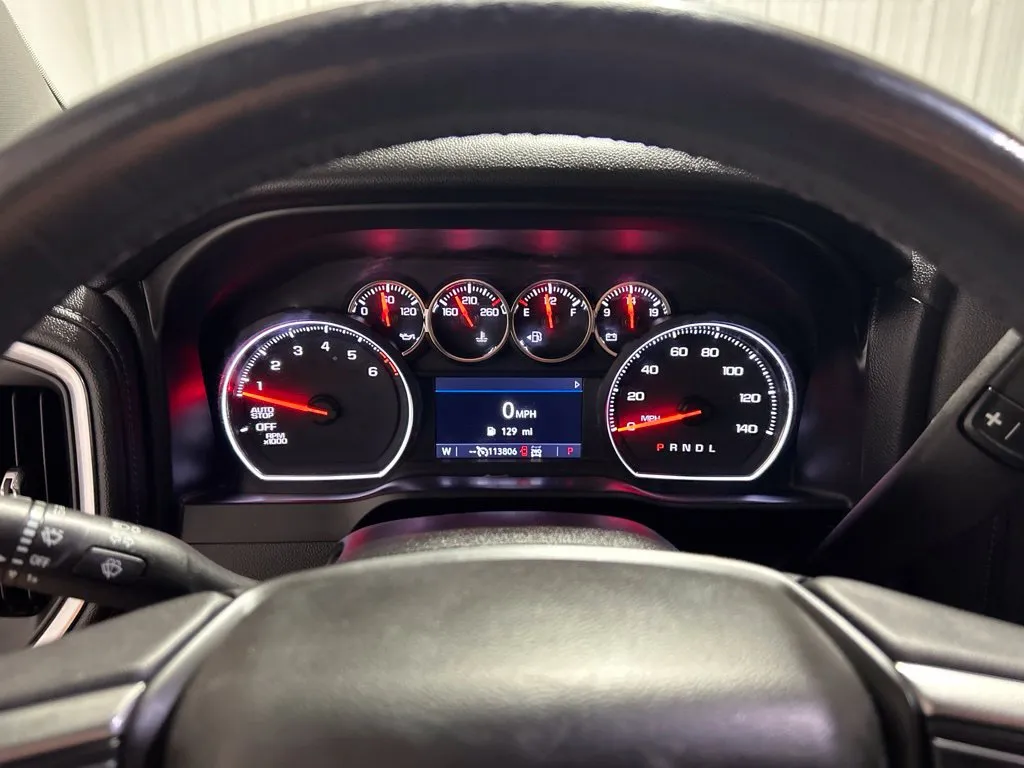 Chevrolet Silverado photo 25