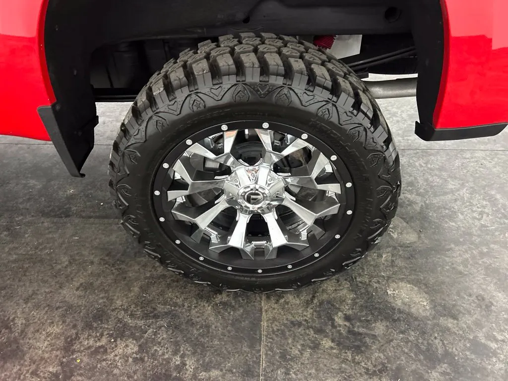 Chevrolet Silverado photo 8