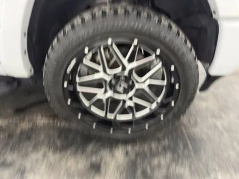 More photos of 2022 Ram 1500 Laramie at Integrity Motors Group, IN