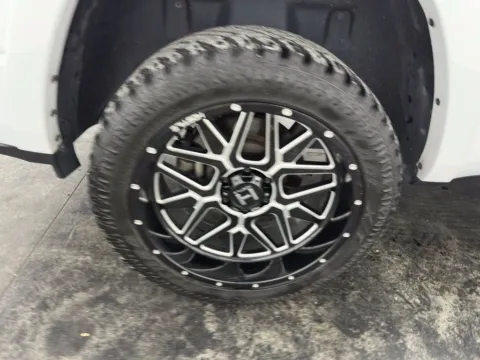 More photos of 2022 Ram 1500 Laramie at Integrity Motors Group, IN