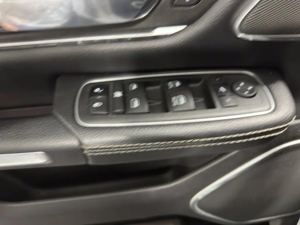 Ram 1500 photo 11