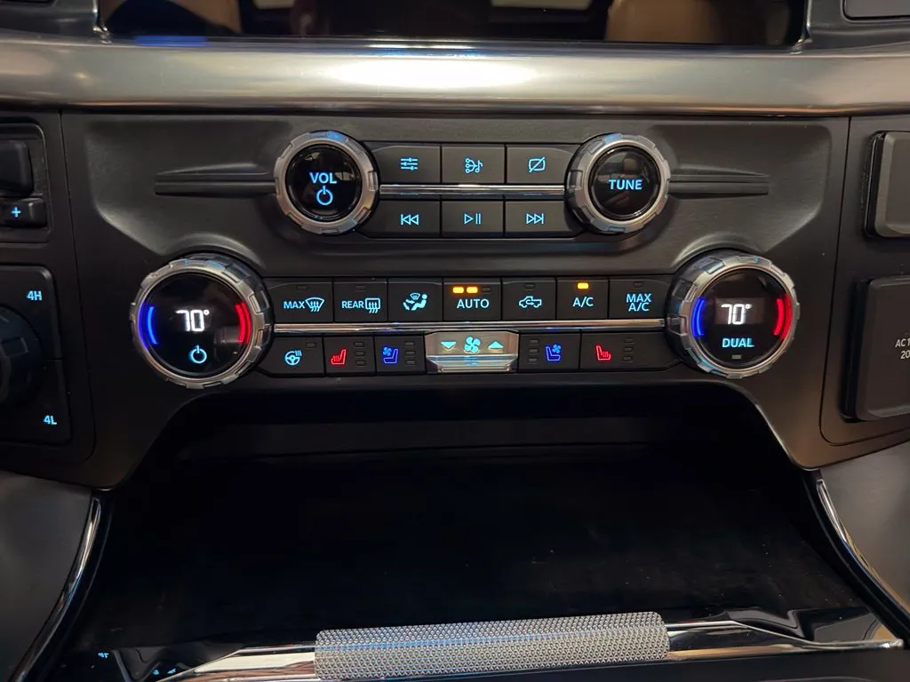 Ford F-150 photo 21