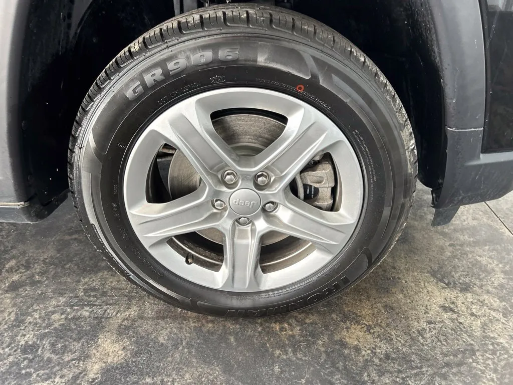 Jeep Compass photo 30