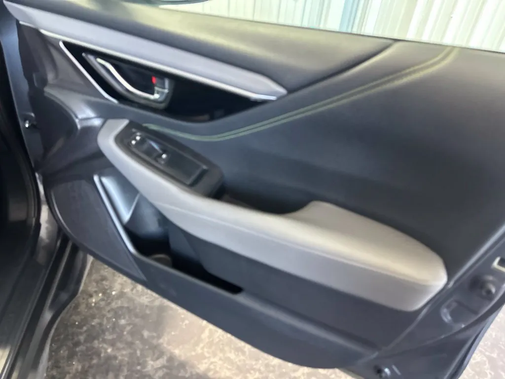 Subaru Outback photo 18