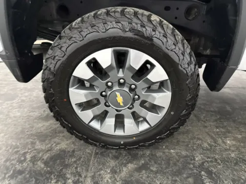 More photos of 2022 Chevrolet Silverado 2500 HD Custom at Integrity Motors Group, IN