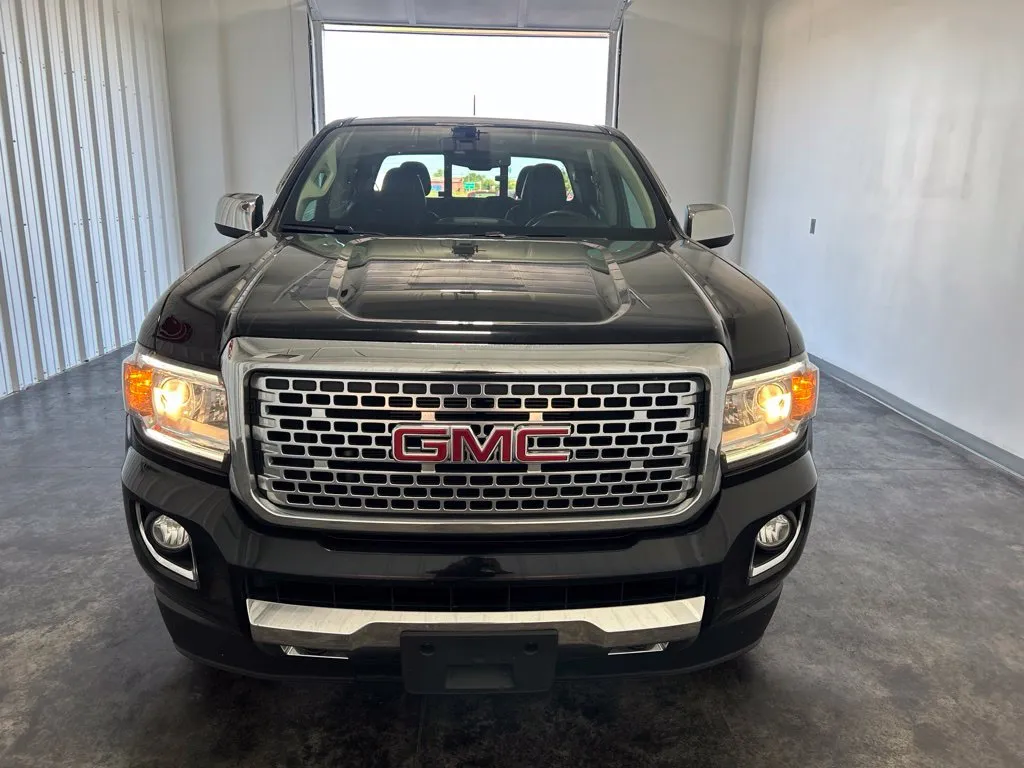 GMC Canyon photo 6