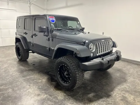 More photos of 2016 Jeep Wrangler Unlimited Sahara at Integrity Motors Group, IN