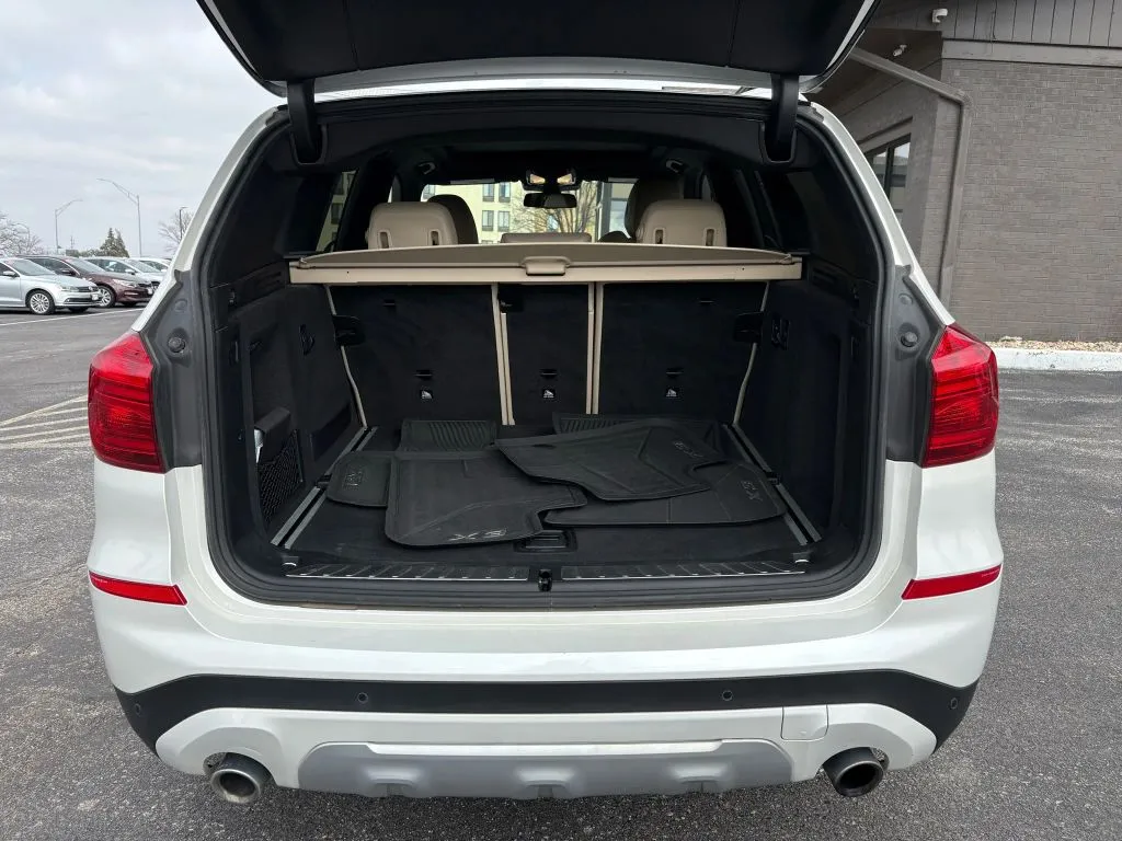 2019 BMW X3 30i - Photo 9