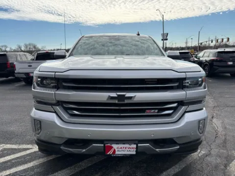 More photos of 2018 Chevrolet Silverado 1500 Crew Cab Z71 LTZ Pickup 4D 5 3/4 ft at Gateway Auto Sales, NE