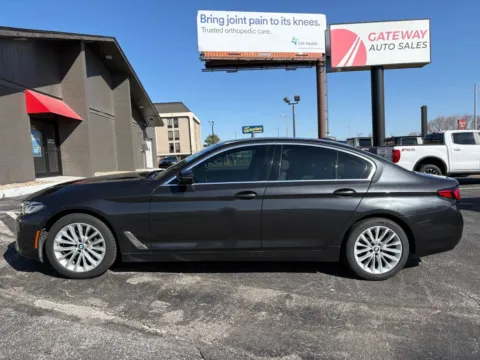 Photos of 2021 BMW 5 Series 530i xDrive Sedan 4D for sale in Omaha, NE at Gateway Auto Sales