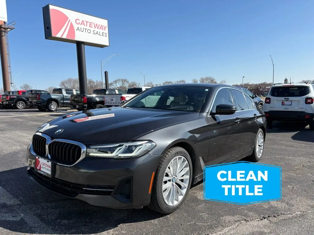 Black 2021 BMW 5 Series 530i xDrive Sedan 4D for sale in Omaha, NE
