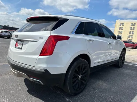 More photos of 2017 Cadillac XT5 Platinum Sport Utility 4D at Gateway Auto Sales, NE