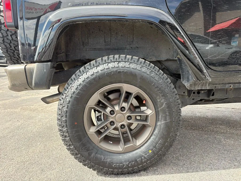 2017 Jeep Wrangler Unlimited 75th Anniversary Edition - Photo 22