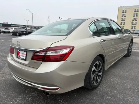 More photos of 2016 Honda Accord EX-L Sedan 4D at Gateway Auto Sales, NE