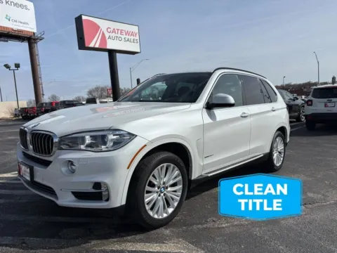 White 2016 BMW X5 xDrive35i Sport Utility 4D for sale in Omaha, NE