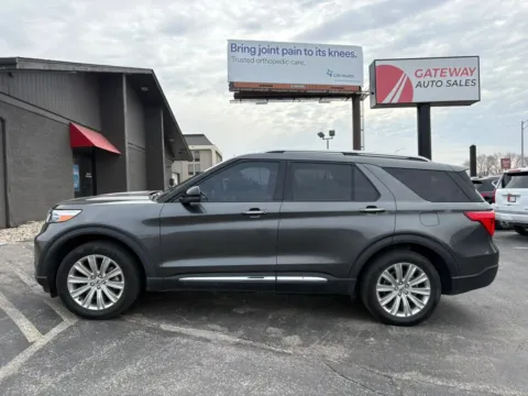 Photos of 2020 Ford Explorer Limited Sport Utility 4D for sale in Omaha, NE at Gateway Auto Sales
