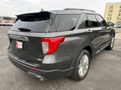 More photos of 2020 Ford Explorer Limited Sport Utility 4D at Gateway Auto Sales, NE