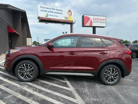 Another view of 2020 Hyundai Tucson SEL Sport Utility 4D for sale in Omaha, NE at Gateway Auto Sales