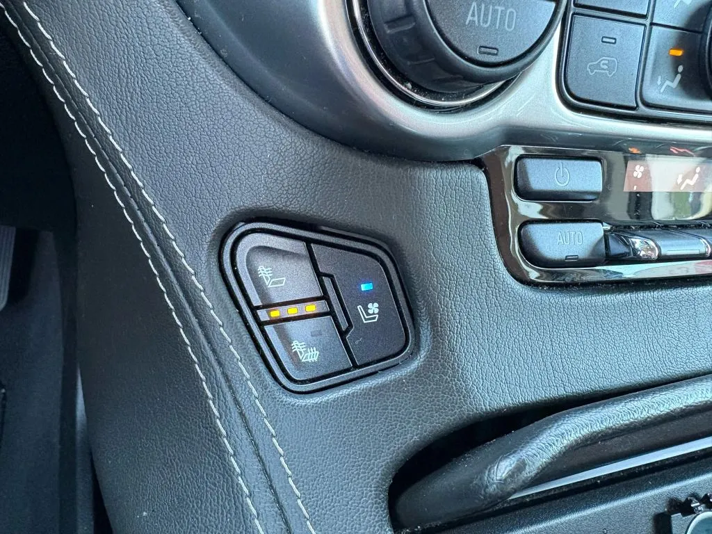 2019 Chevrolet Tahoe Premier - Photo 14
