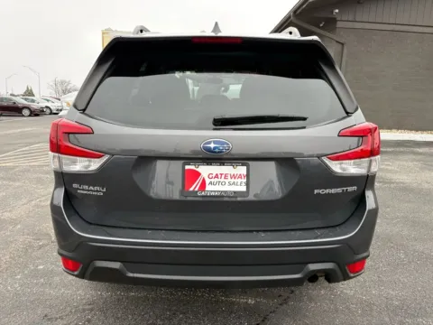 More photos of 2022 Subaru Forester Premium Sport Utility 4D at Gateway Auto Sales, NE