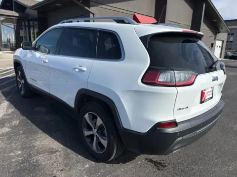 Another view of 2019 Jeep Cherokee Limited Sport Utility 4D for sale in Omaha, NE at Gateway Auto Sales