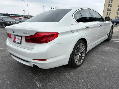 More photos of 2018 BMW 5 Series 530i xDrive Sedan 4D at Gateway Auto Sales, NE