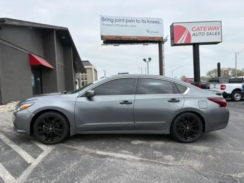 Photos of 2017 Nissan Altima 2.5 SR Sedan 4D for sale in Omaha, NE at Gateway Auto Sales