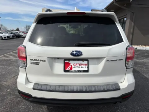 More photos of 2018 Subaru Forester 2.5i Premium Sport Utility 4D at Gateway Auto Sales, NE