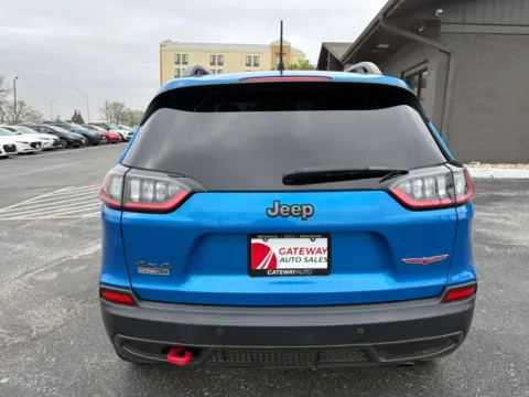 More photos of 2021 Jeep Cherokee TrailHawk Sport Utility 4D at Gateway Auto Sales, NE
