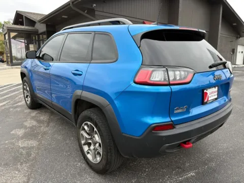 Another view of 2021 Jeep Cherokee TrailHawk Sport Utility 4D for sale in Omaha, NE at Gateway Auto Sales