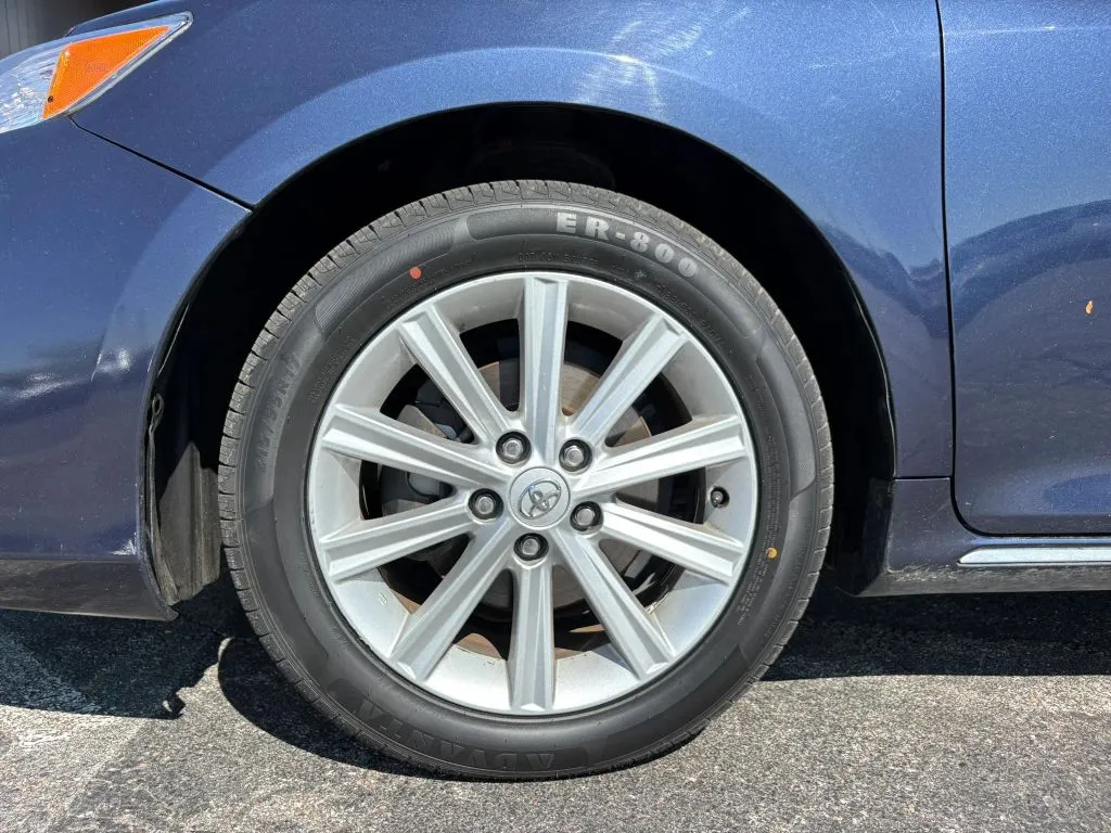 Toyota Camry photo 22