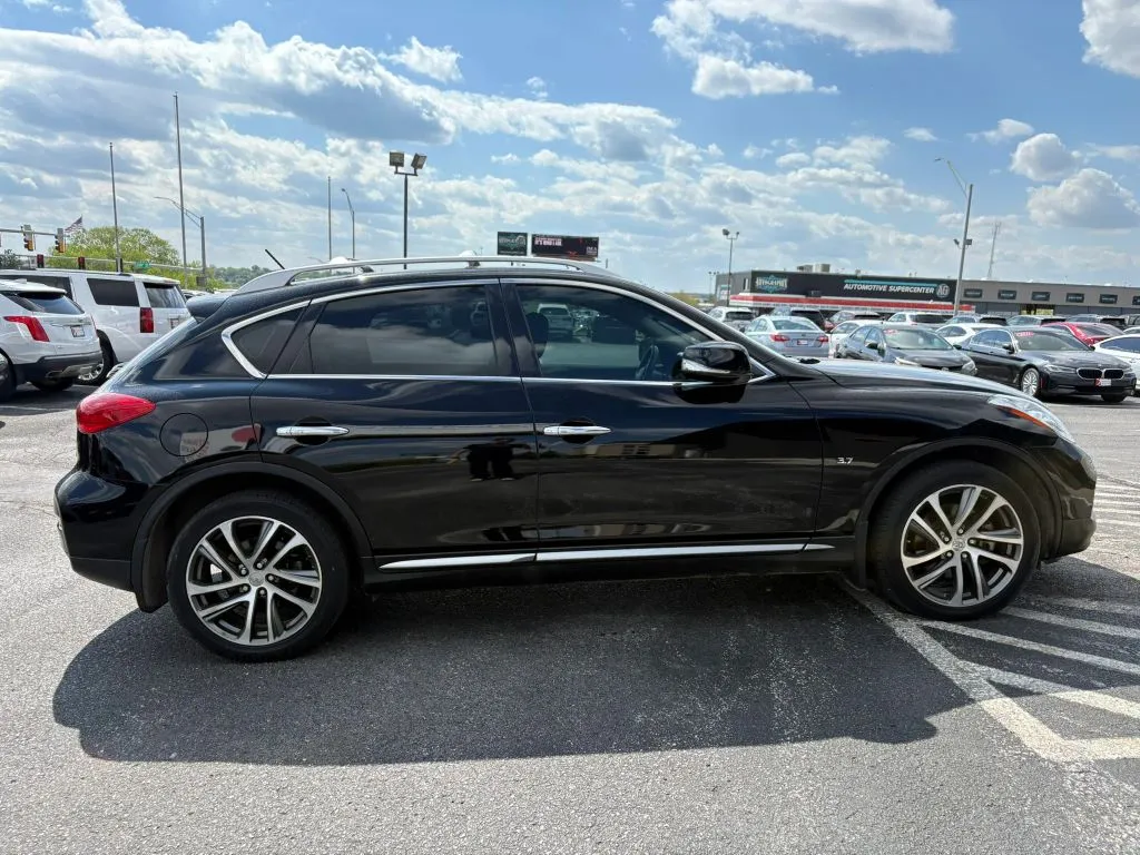 Infiniti QX50 photo 6