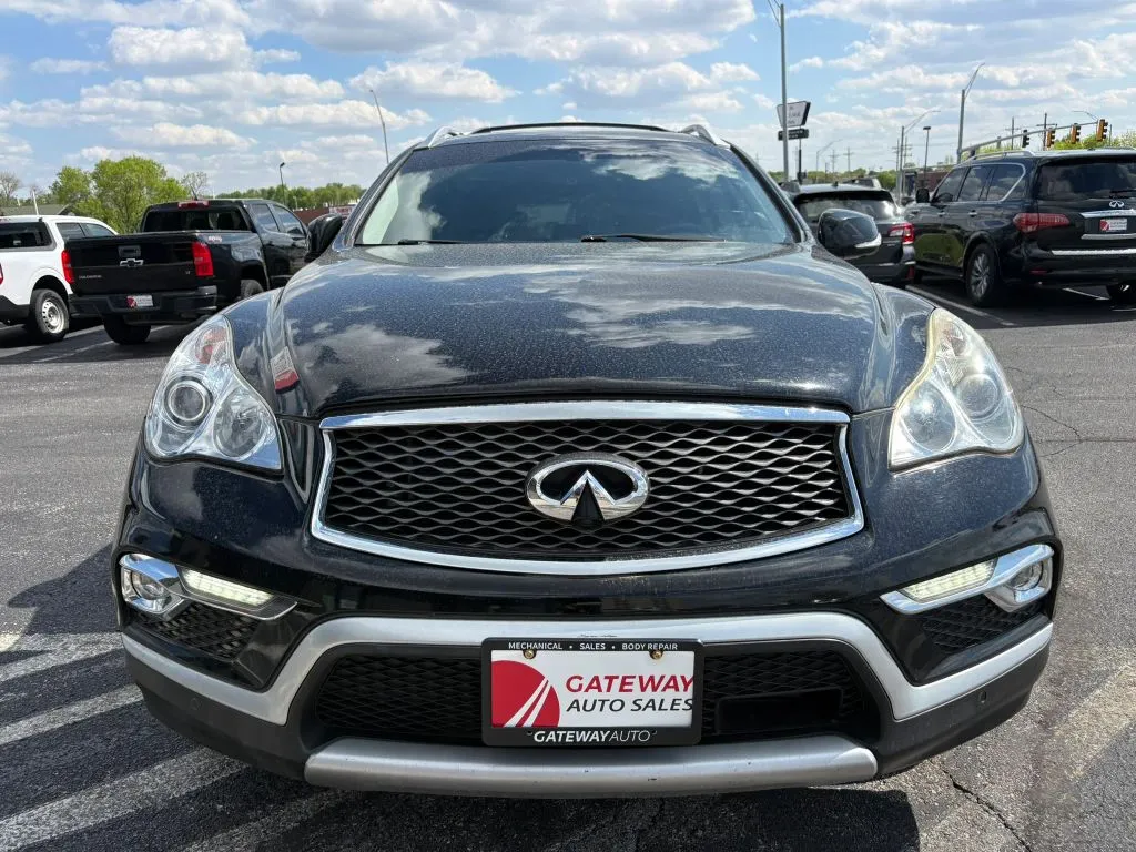 Infiniti QX50 photo 8