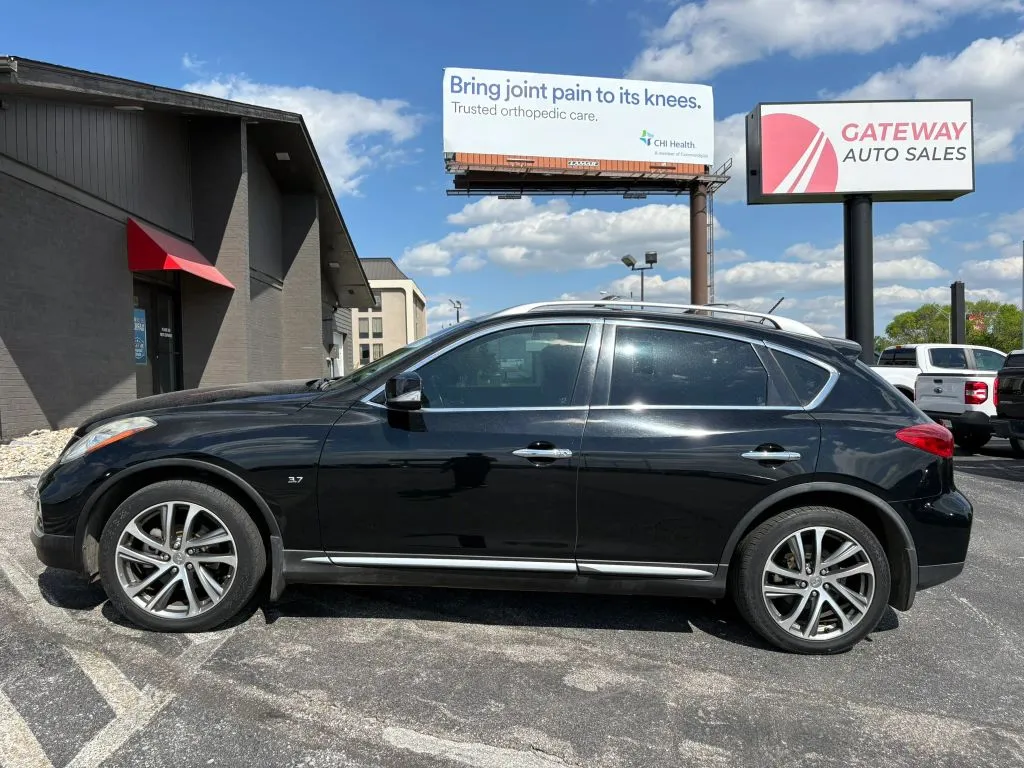 Infiniti QX50 photo 2