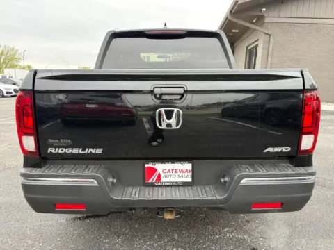 More photos of 2017 Honda Ridgeline Sport Pickup 4D 5 ft at Gateway Auto Sales, NE