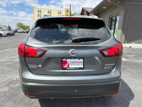 More photos of 2018 Nissan Rogue Sport SV (2018.5) Sport Utility 4D at Gateway Auto Sales, NE