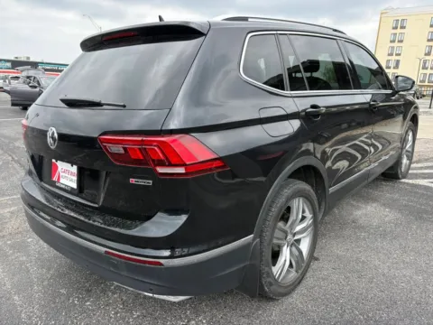More photos of 2019 Volkswagen Tiguan 2.0T SEL Premium 4MOTION Sport Utility 4D at Gateway Auto Sales, NE