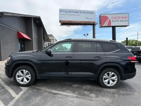 Photos of 2019 Volkswagen Atlas SE 4Motion w/Tech Pkg Sport Utility 4D for sale in Omaha, NE at Gateway Auto Sales