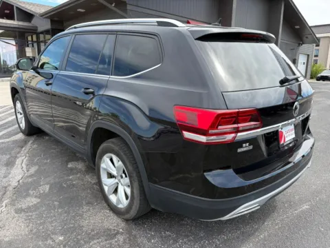 Another view of 2019 Volkswagen Atlas SE 4Motion w/Tech Pkg Sport Utility 4D for sale in Omaha, NE at Gateway Auto Sales