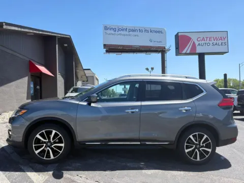 Photos of 2017 Nissan Rogue SL Sport Utility 4D for sale in Omaha, NE at Gateway Auto Sales