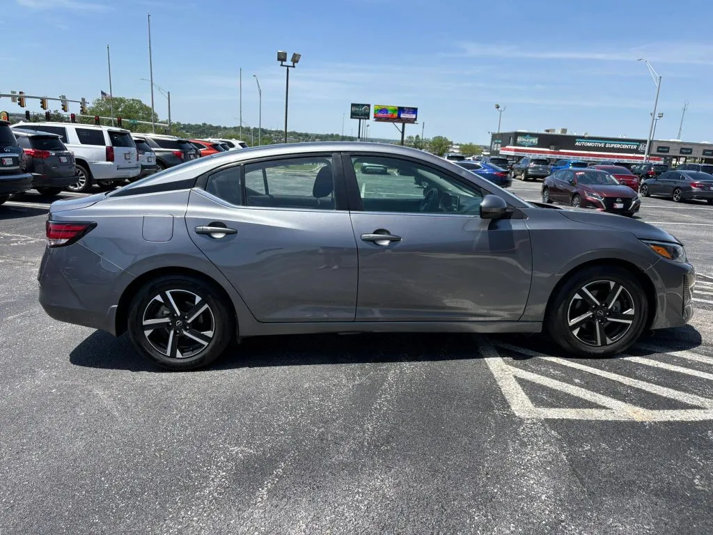 Nissan Sentra photo 6