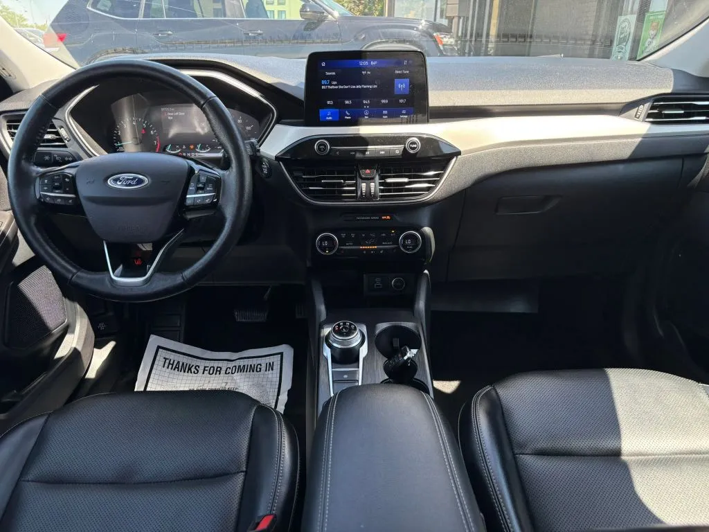 Ford Escape photo 12