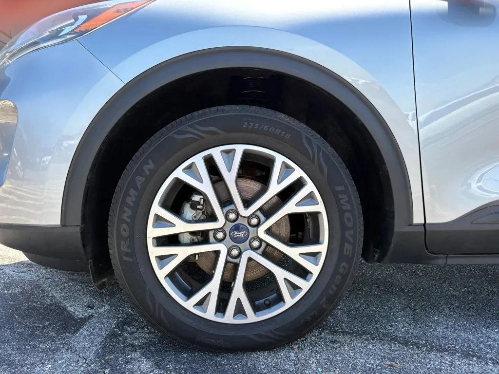 Ford Escape photo 27