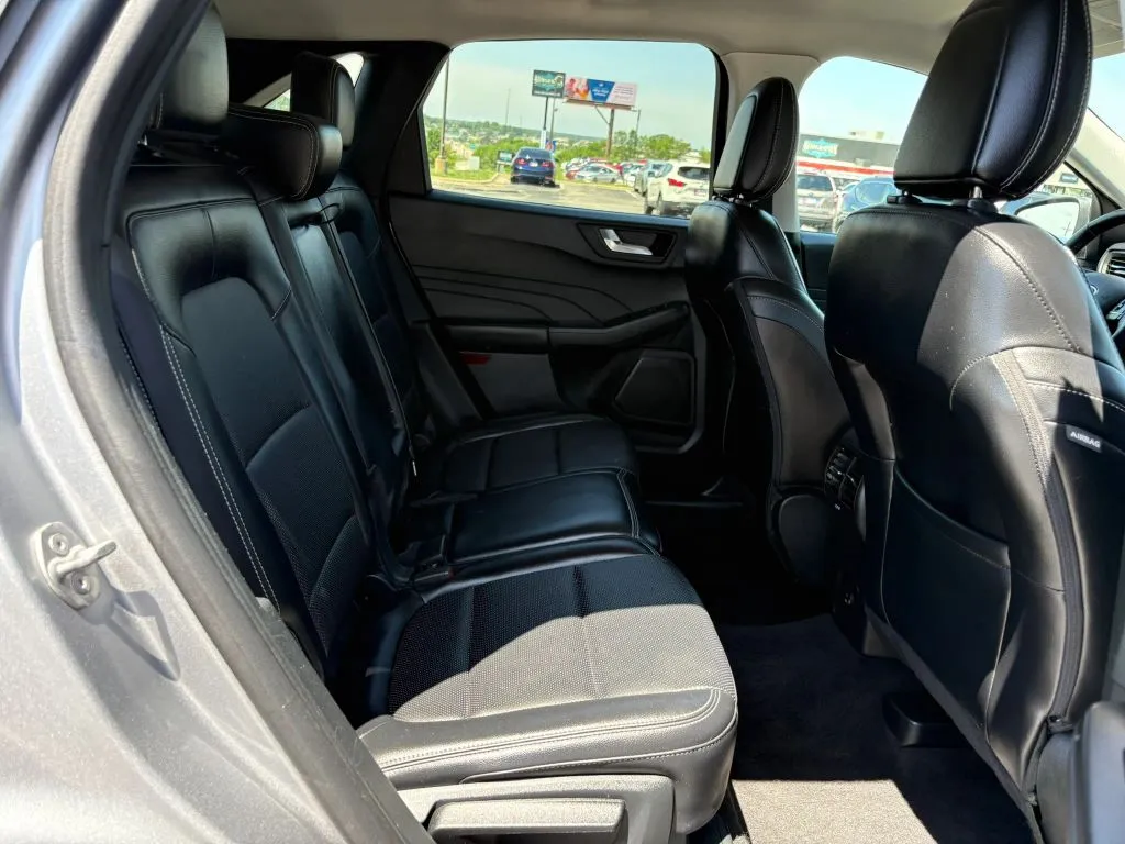 Ford Escape photo 19