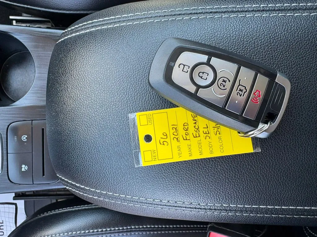 Ford Escape photo 24