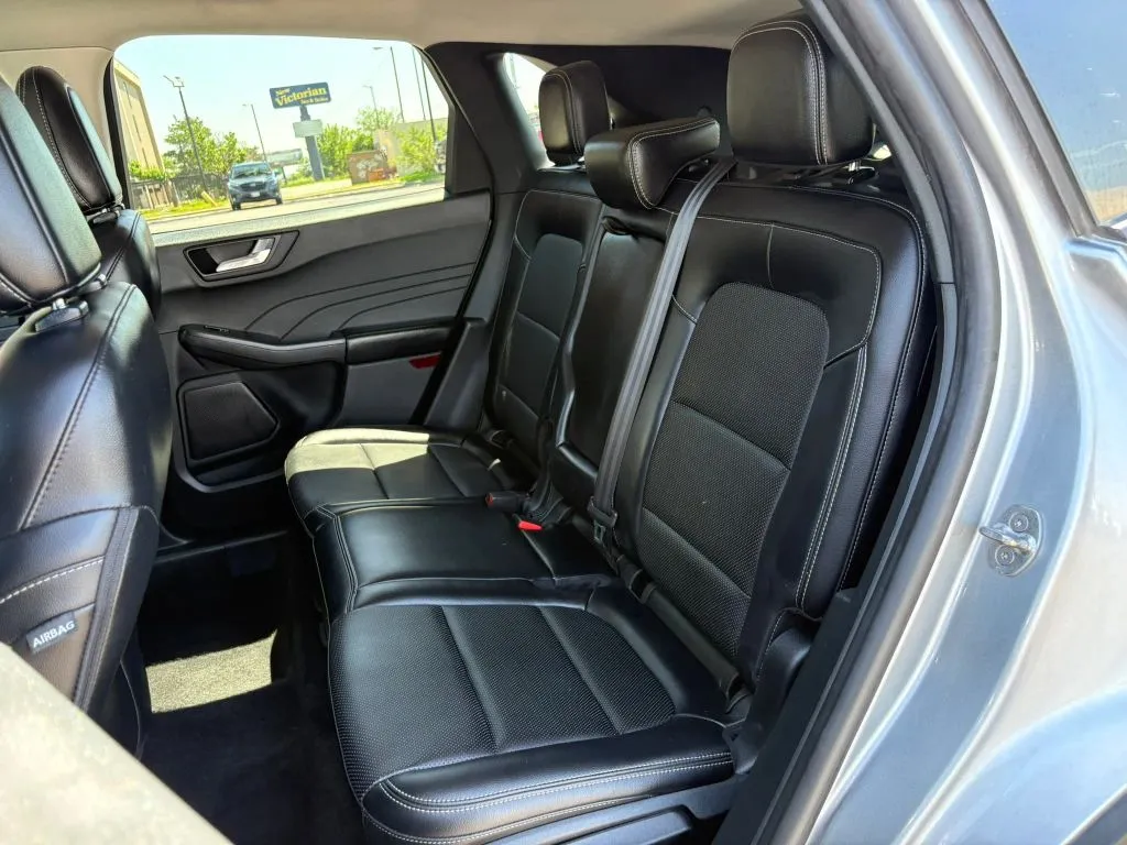 Ford Escape photo 20