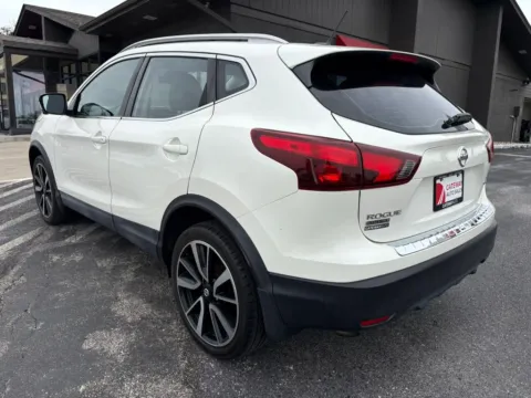 Another view of 2017 Nissan Rogue Sport SL Sport Utility 4D for sale in Omaha, NE at Gateway Auto Sales
