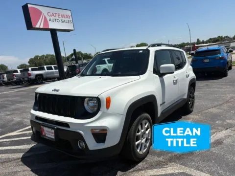 White 2019 Jeep Renegade Latitude Sport Utility 4D for sale in Omaha, NE