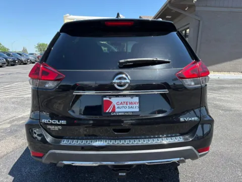More photos of 2018 Nissan Rogue SV Sport Utility 4D at Gateway Auto Sales, NE