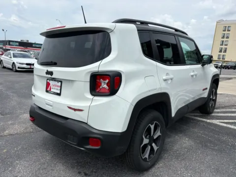 More photos of 2020 Jeep Renegade Trailhawk Sport Utility 4D at Gateway Auto Sales, NE